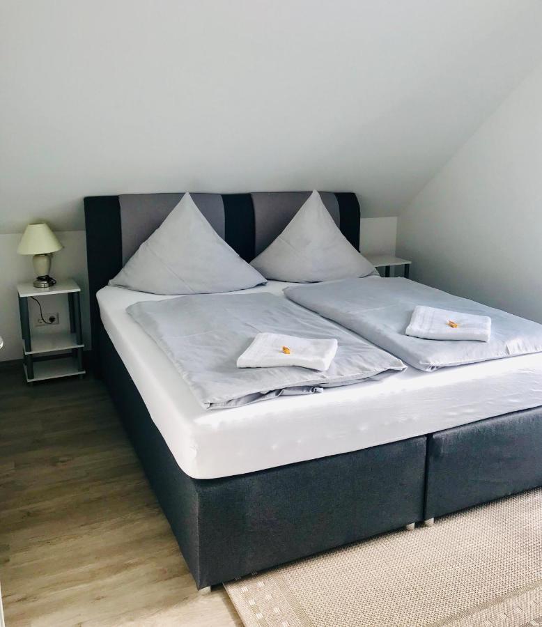 Lux Ferienwohnungen Markdorf Esterno foto